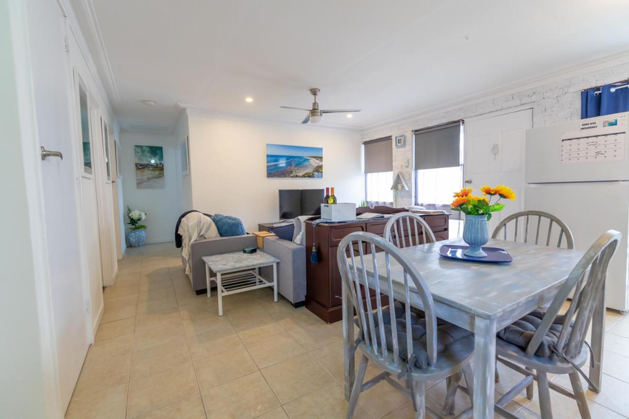Shabby Chic Shack - 2 Bedroom Beach Cottage Yanchep Εξωτερικό φωτογραφία